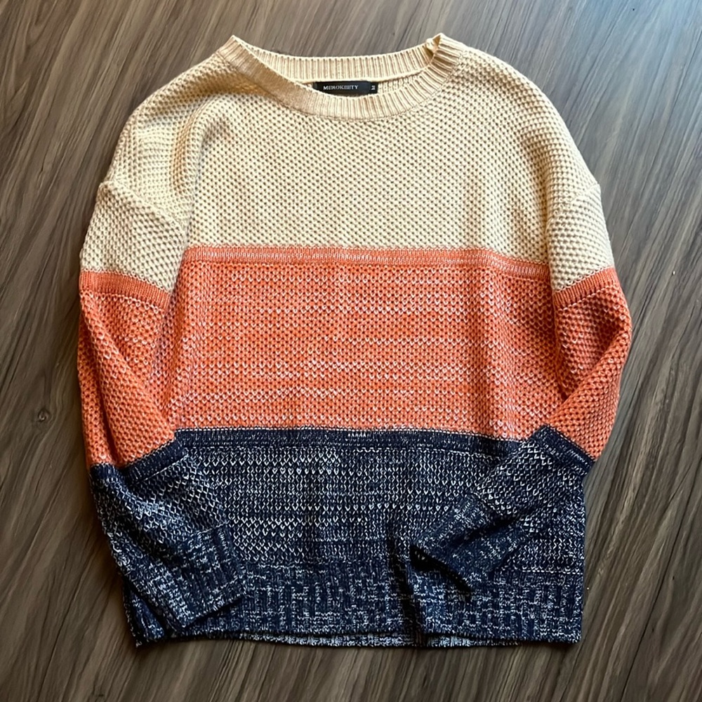 M sweater never worn